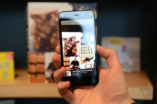 12-amazonfirephone13-1020-verge-super-wide-1403146445487.jpg