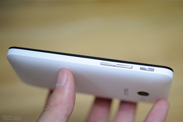 2493770_Asus_Zenfone_4-5.jpg