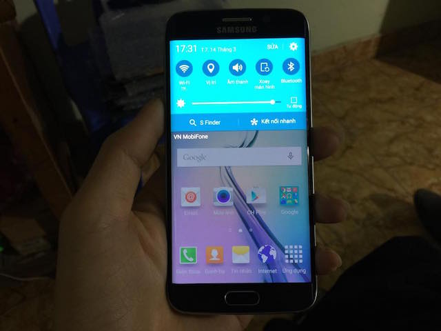 2998146_Galaxy-S6-Edge00001.jpg