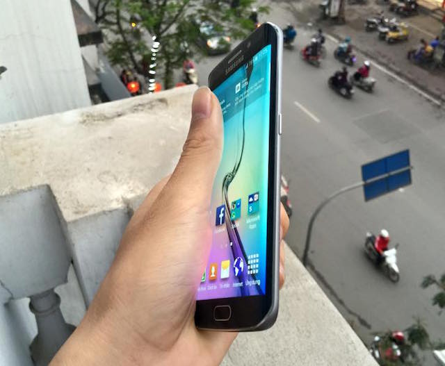 2998149_Galaxy-S6-Edge00004 (1).jpg