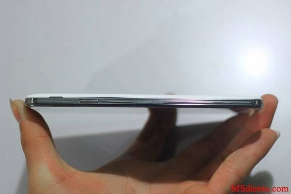 2FUwcktXqwadI%2FAAAAAAAADYk%2Fdxsvs0CtyEw%2Fs1600%2FCanh-phai-samsung-galaxy-note%2B3-trung-quoc.JPG