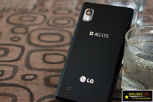 ban-lg-optimus-lte-2-cu-3.jpg
