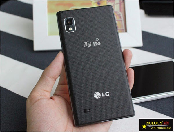 ban-lg-optimus-lte-2-cu-4.jpg
