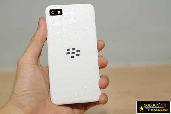black-berry-z10-003-10.jpg