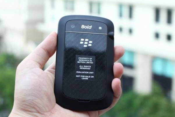 blackberry-bold-touch-9900-news-11-hsp-20121022-212403.jpg