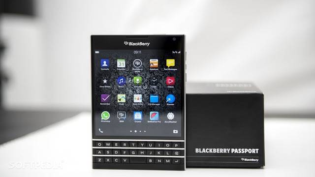 blackberry-passport-ban-quoc-te-da-ve-viet-nam.jpg