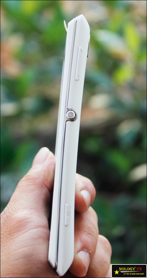 blogspot.com%2F-XKbknA1hnOQ%2FUxMEQDTzNLI%2FAAAAAAAAB18%2Fb-B5gfl-IMQ%2Fs1600%2FSony-xperia-l-11.jpg