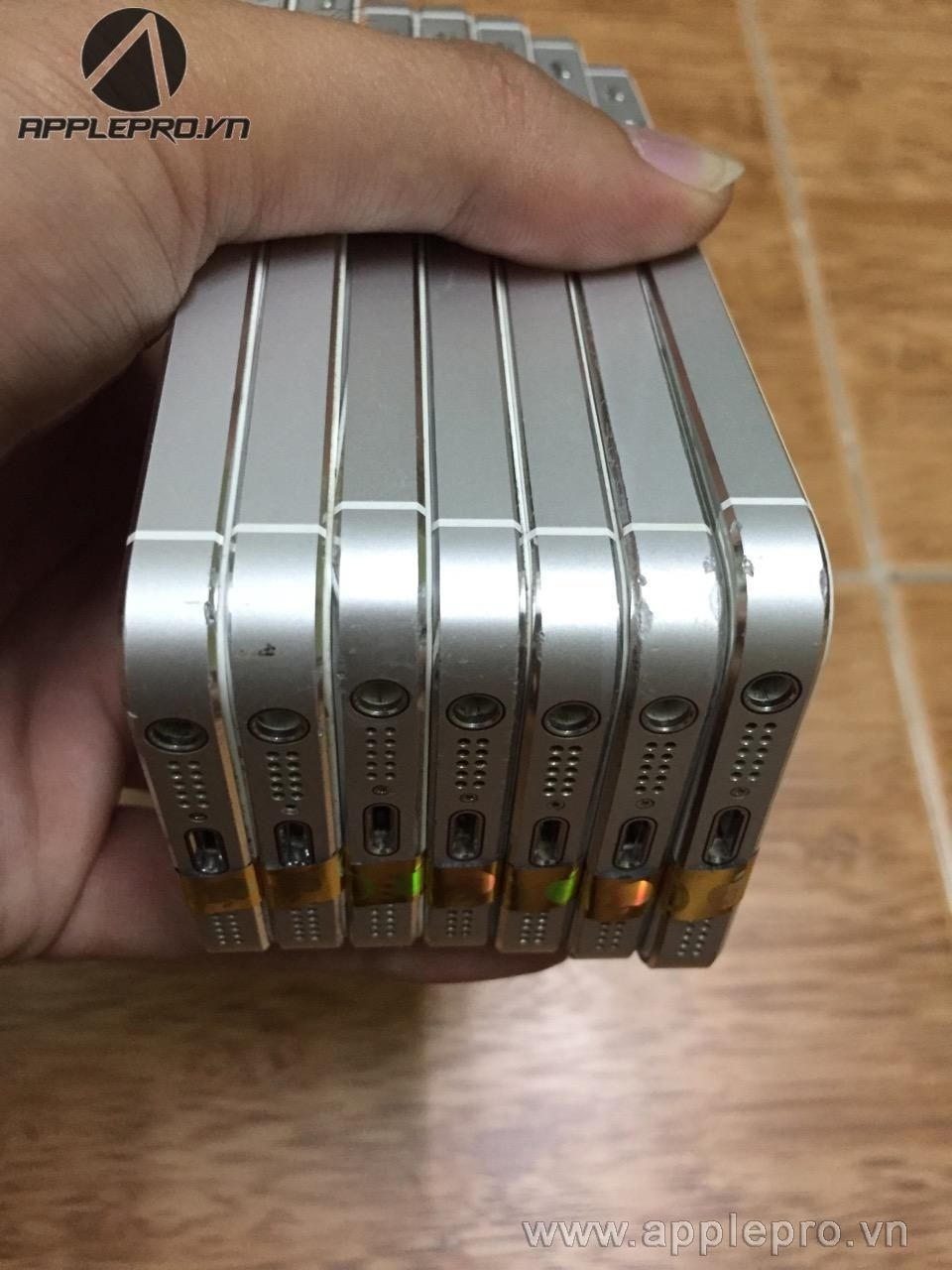 c648c2f411d3c3ef1e1c487dc4b6f939a569d41f2784156b81e0b99528440d17.jpg