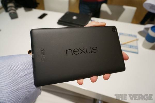 can-canh-nexus-7-the-he-moi.jpg