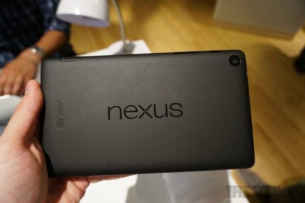 can-canh-nexus-7-the-he-moi.jpg