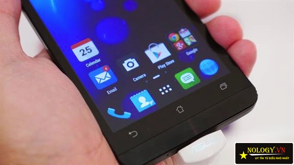 .com%2F-hpalsFi9U6Y%2FVQuFh-52kQI%2FAAAAAAAAAsU%2F_sE-6OQ1sU4%2Fs1600%2Fzenfone-5-va-zenfone-4-6.jpg