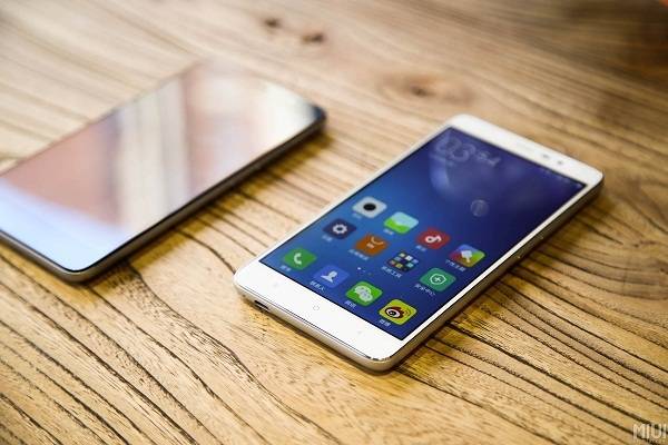 danh-gia-xiaomi-redmi-note-3-man-hinh.jpg