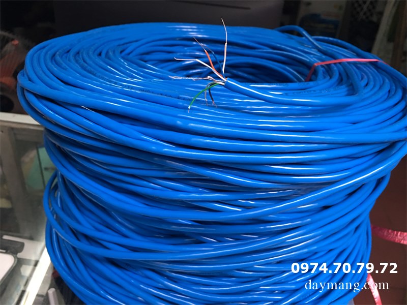 day-mang-cat5e-xanh-1.jpg