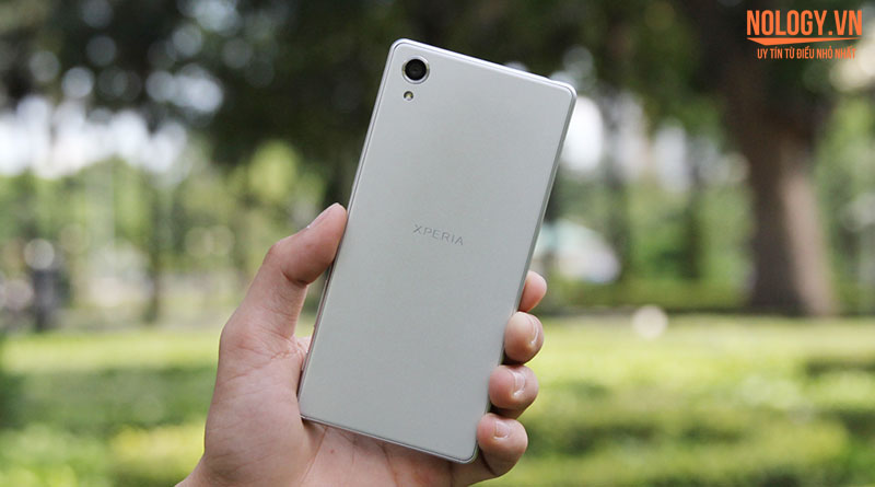 dia-chi-ban-sony-xperia-x.jpg