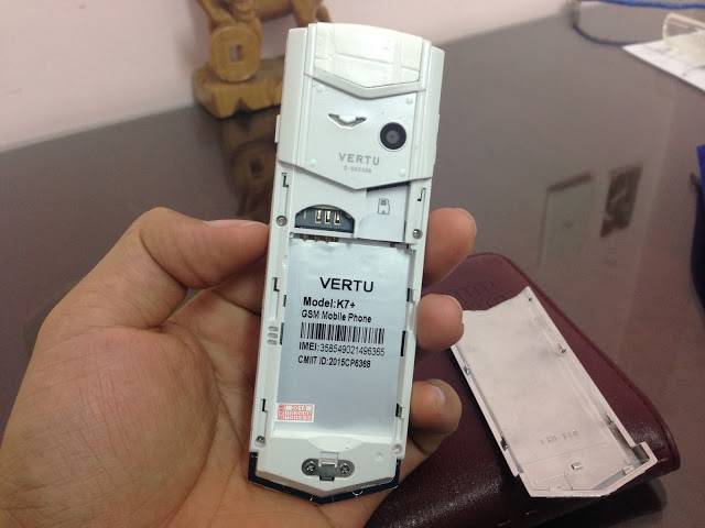 dien-thoai-ver-tu-copy-nhai-fake-cao-cap-copy%2B%252811%2529.JPG