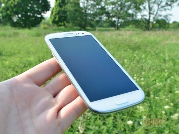 I9300-GALAXY-SIII.jpg