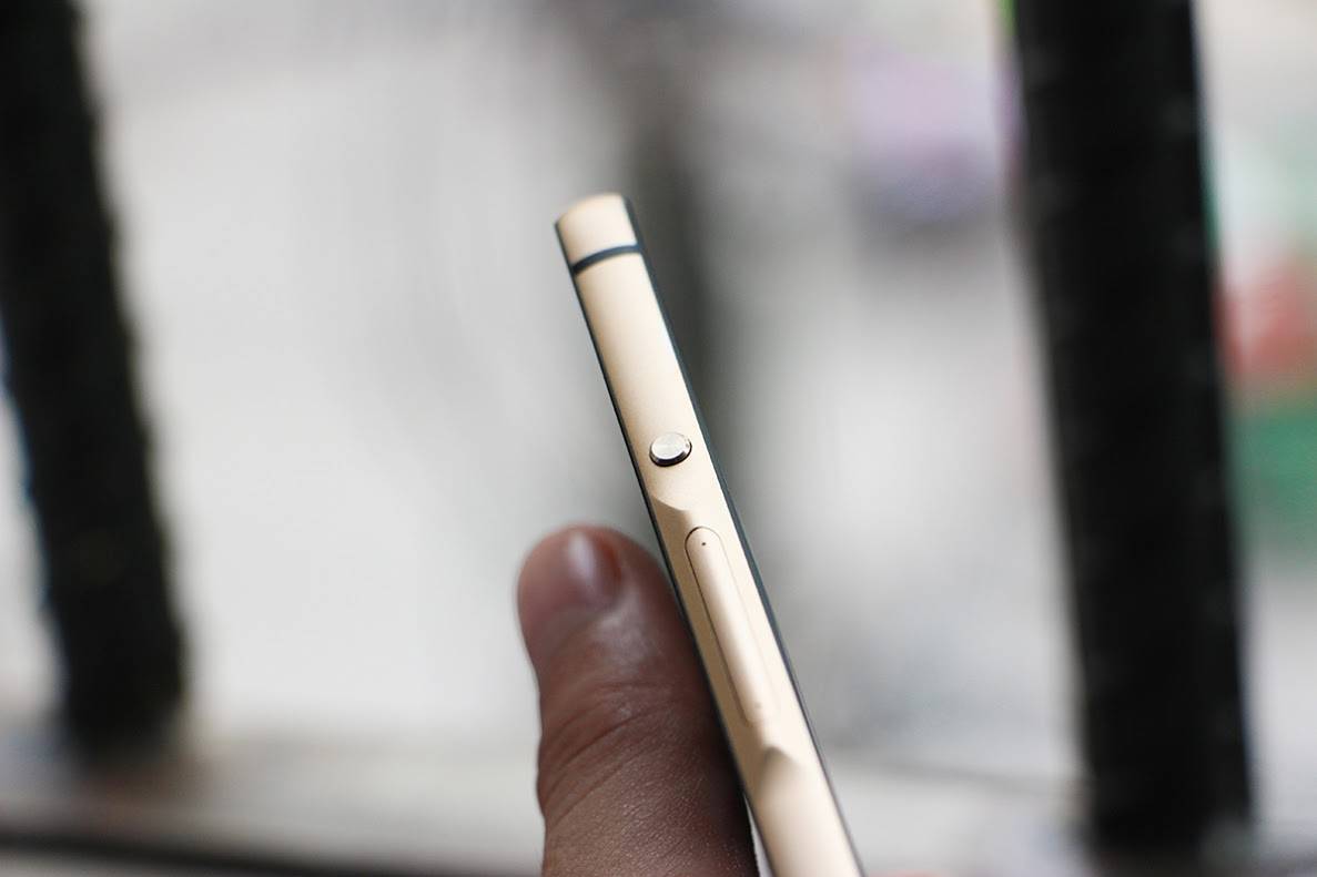 INFOCUS-M810T-MobileCity-14.jpg
