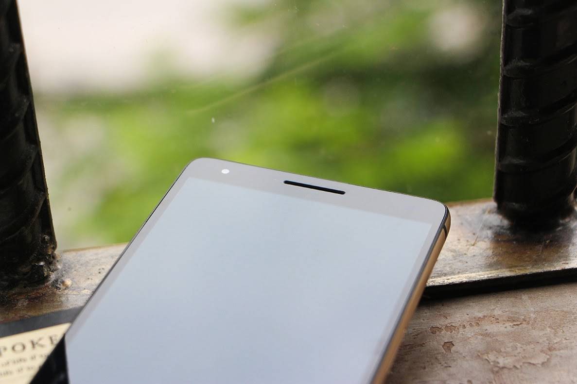 INFOCUS-M810T-MobileCity-22.jpg