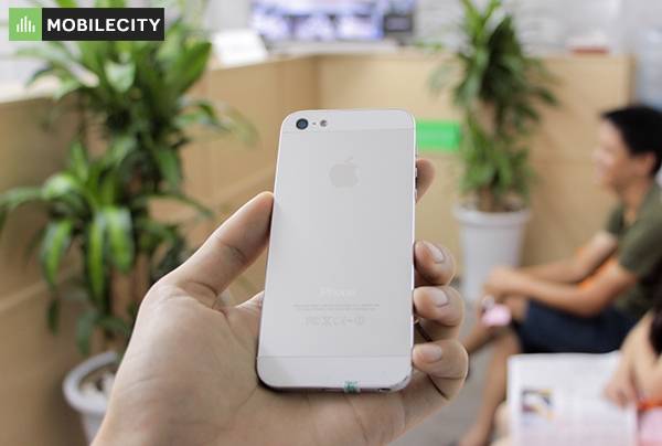 iPhone-5-Lock-Nhat-Ban-MobileCity-007.jpg