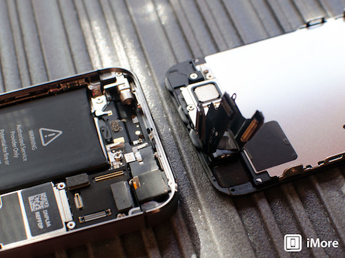 iphone-5s-display-detached-her-4479-2372-1390622134.jpg