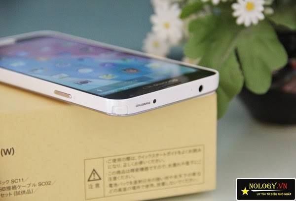 Iwfp3s%2FU8EF4PsgdZI%2FAAAAAAAAEzk%2FXj1clWZyyoE%2Fs1600%2Fsamsung-galaxy-j-docomo-cs-02f-nhat-8.jpg