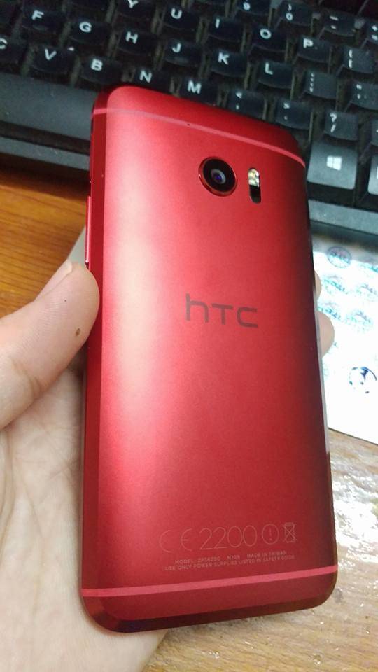 Iy9Uwp2.jpg