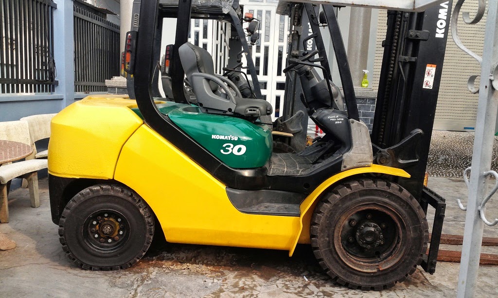 Komatsu-FD30-16.16.jpg