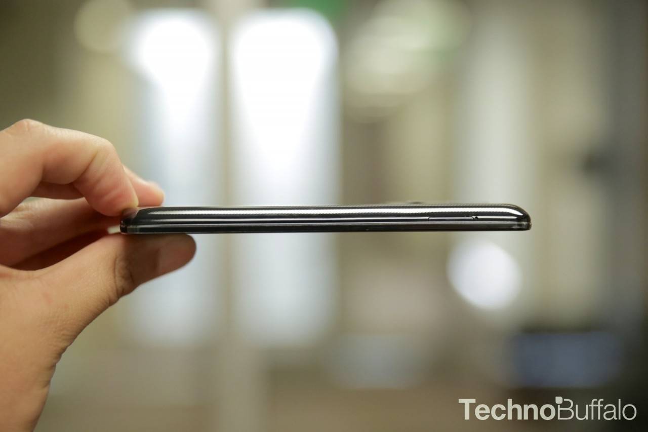 LG-G2-Side-1280x853.jpg