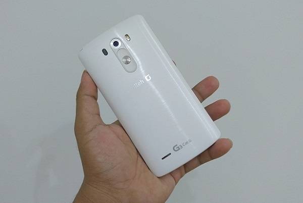 lg-g3-cat-6-ram-3gb-man-hinh-2k--hut-khach-tam-gia-3-trieu-2.jpg
