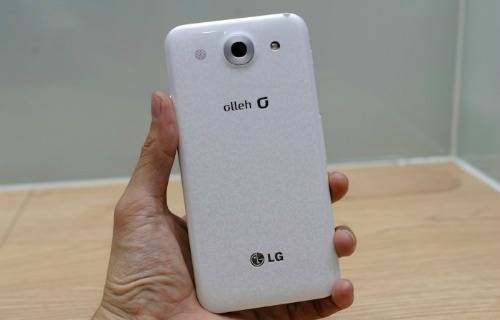 lg-optimus-g-pro-f240-%282%29.jpg