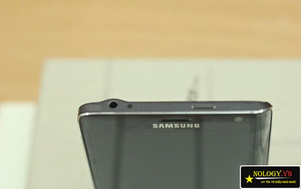 m%2F-c8inb9qKuQk%2FVLOktw5r1SI%2FAAAAAAAAATY%2FF6iRTrg884A%2Fs1600%2Fsamsung-galaxy-note-edge-14.jpg