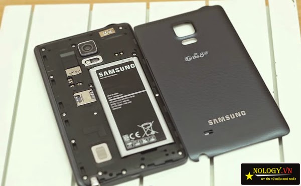 m%2F-IYW_zuStKs4%2FVLOj-old88I%2FAAAAAAAAATM%2Fso7oh0SLXHc%2Fs1600%2Fsamsung-galaxy-note-edge-11.jpg