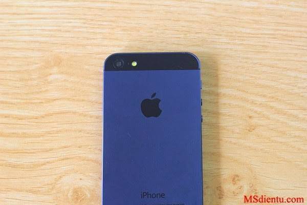 m%2F-Pv1u_nGo73M%2FUxBThkDhkuI%2FAAAAAAAADrU%2FZ7BYm648jlE%2Fs1600%2Fmat-sau-iphone-5-trung-quoc.JPG