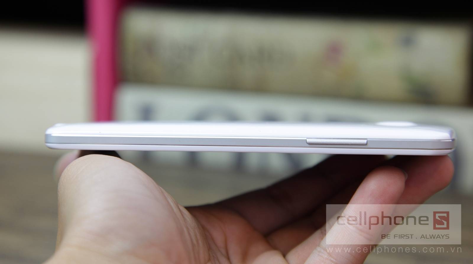M%E1%BB%9F-h%E1%BB%99p-LG-ISAI-CellphoneS_-10.jpg