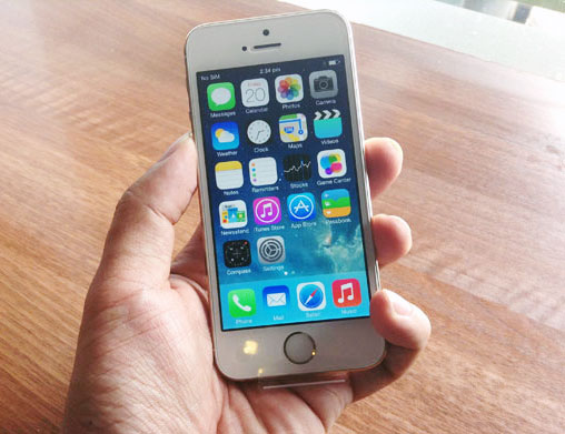 nguyen-nhan-iphone-5s-bi-loi-khoa-sim.jpg