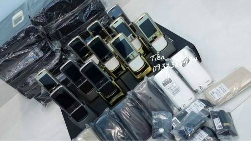 nokia-8800-gold-%281%29.jpg