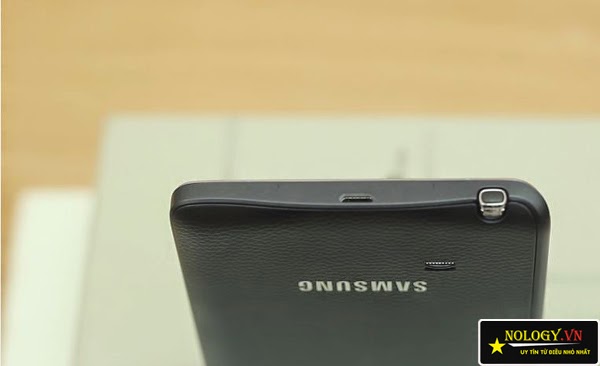 om%2F-_zcEfkv76_Y%2FVLOlDilaFvI%2FAAAAAAAAATg%2FlGuL-b27CBs%2Fs1600%2Fsamsung-galaxy-note-edge-9.jpg