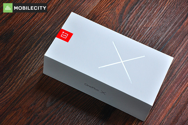 One-Plus-X-MobileCity-003.jpg