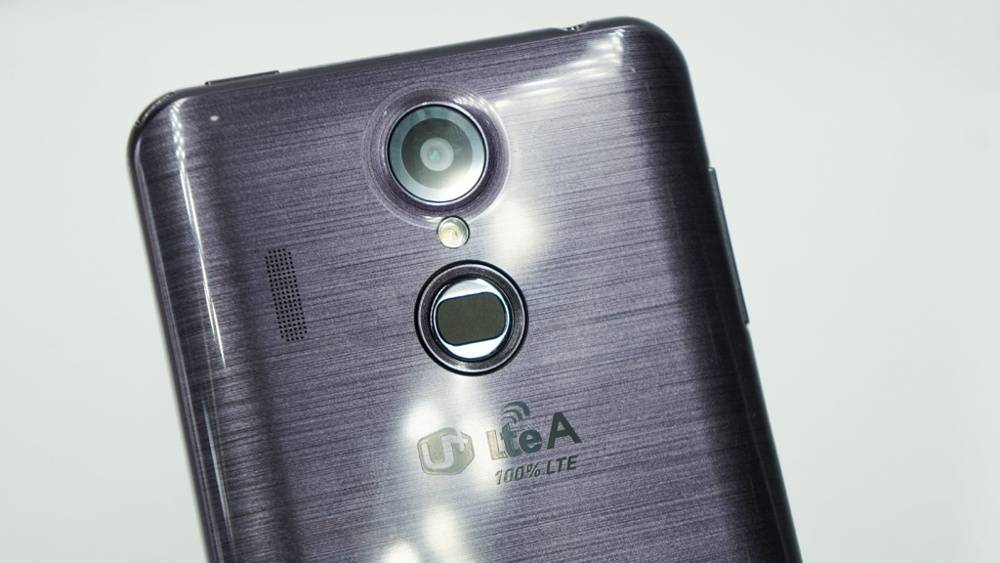 pantech-vega-secret-up-a900l-16.jpg