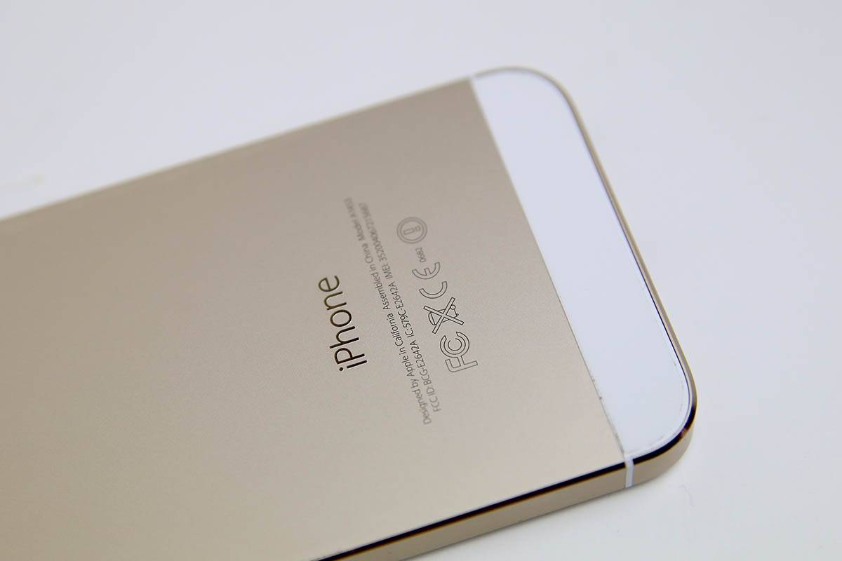 phan-biet-vo-iphone-5s-24hstore.jpg