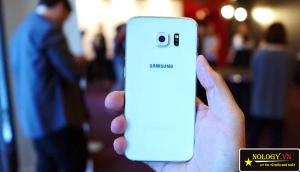 s%2FVSiP3ftgsGI%2FAAAAAAAAA8o%2F0YOwZ3I3l10%2Fs1600%2Fso-sanh-htc-one-m9-va-samsung-galaxy-s6-10.jpg