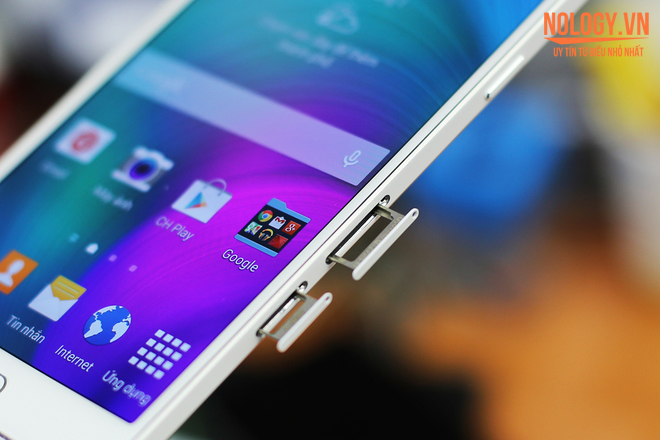 Samsung-Galaxy-A7-cu.6.jpg