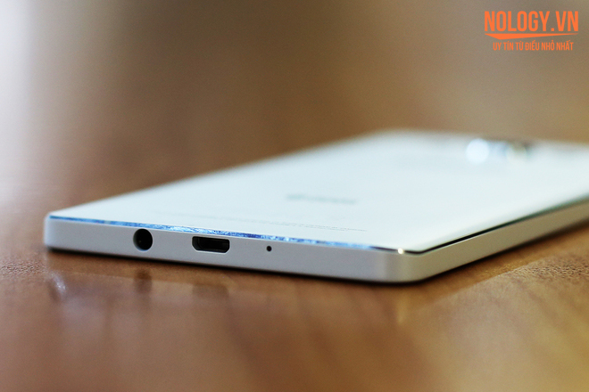 Samsung-Galaxy-A7-cu.8.jpg