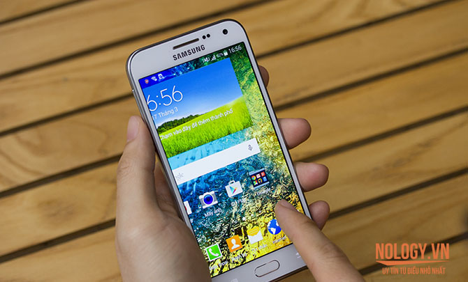 samsung-galaxy-e5-cong-ty.2.jpg