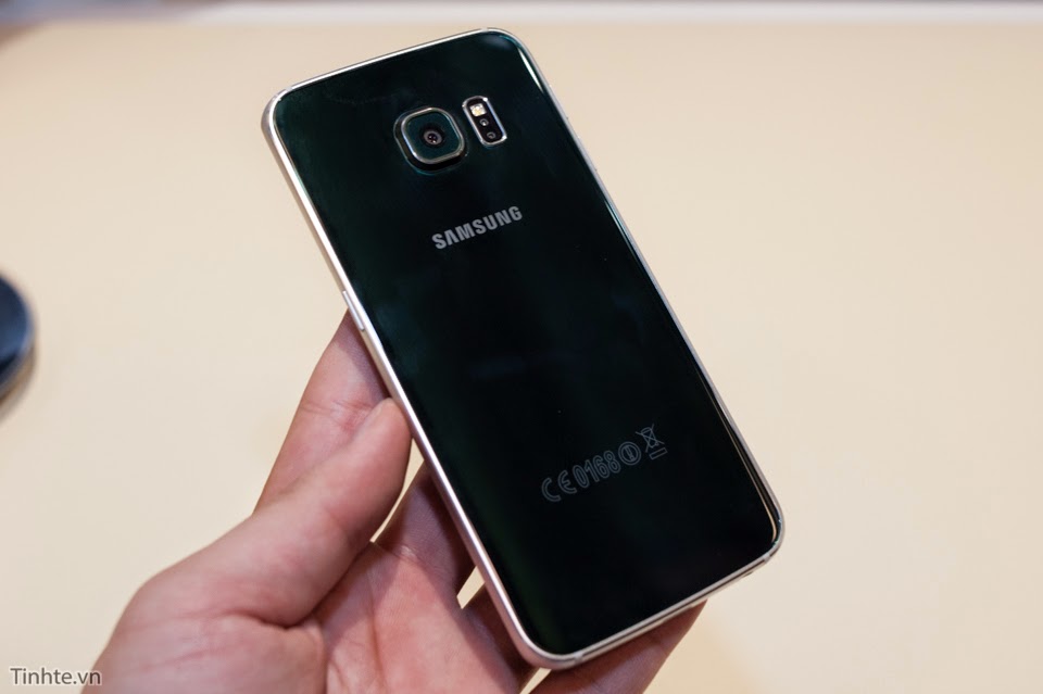 samsung-galaxy-s6-edge-2.jpg