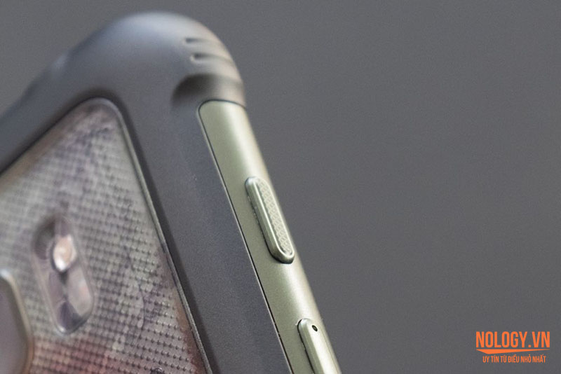 samsung-galaxy-s7-active..jpg