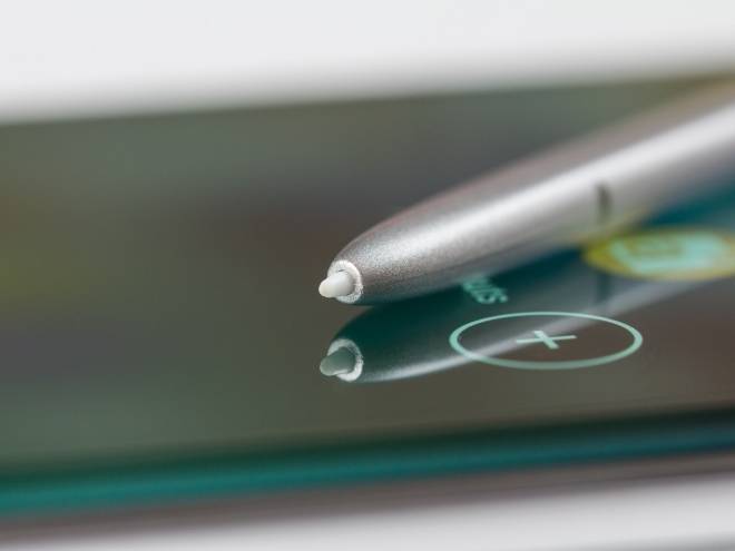 samsung-galaxy-s8-edge-ra-mat-khi-nao.jpg