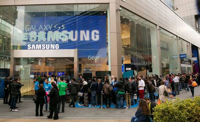 Samsung003-3173028134-O-1397271156_660x0.jpe