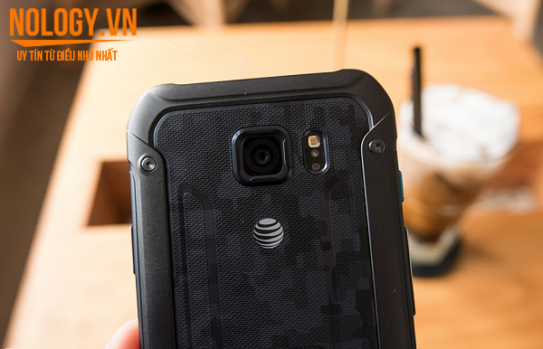Samsung_Galaxy_S6_Active-cu-qua-su-dung-gia-re%2B%25283%2529.jpg