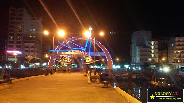 sky-a900.jpg